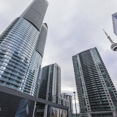 Royal Stays Condominiums - Upscale Downtown Suites Toronto Ngoại thất bức ảnh